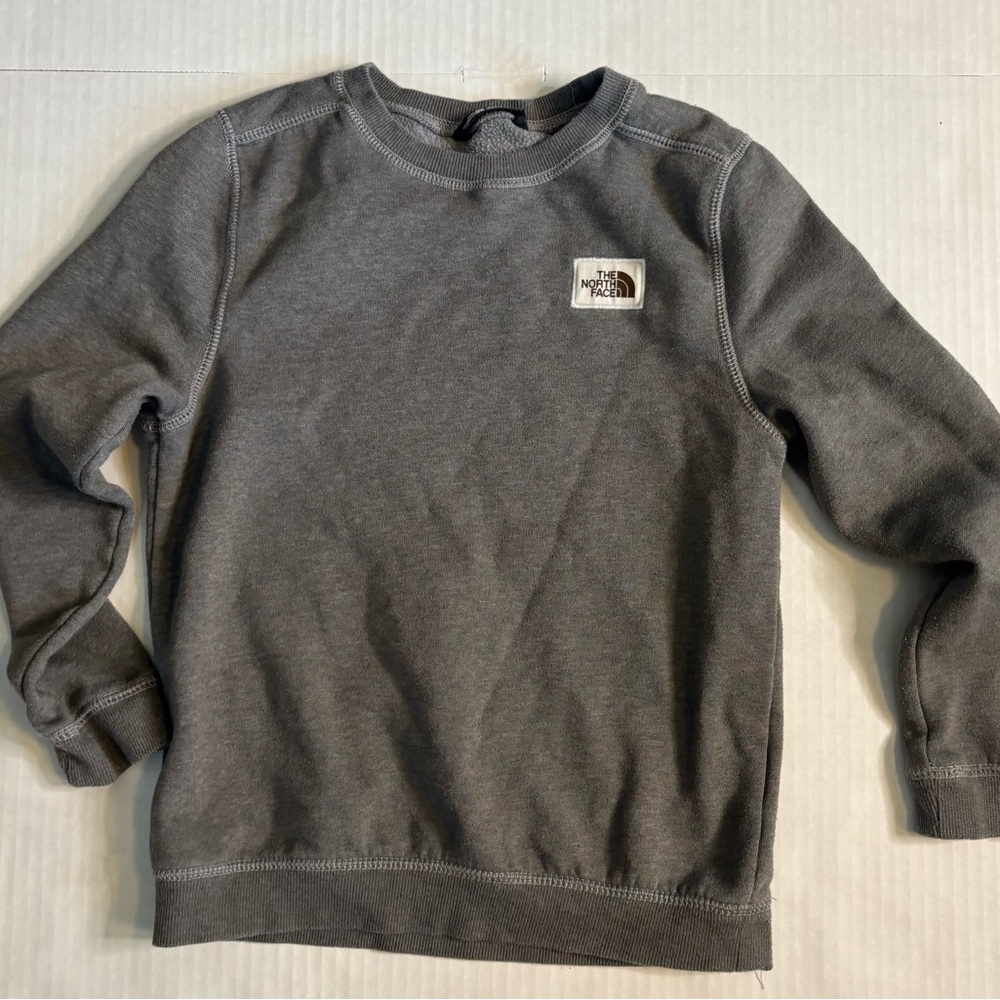 The North Face Boys Youth Medium Charcoal Crewneck Sweater With logo